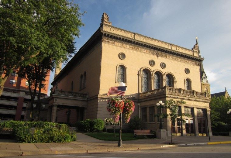 Picture of the exterior of the Sheldon Theatre
