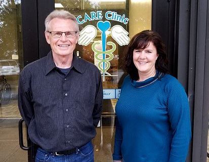 Photo of the two 2019 Amos Owen Award recipients.