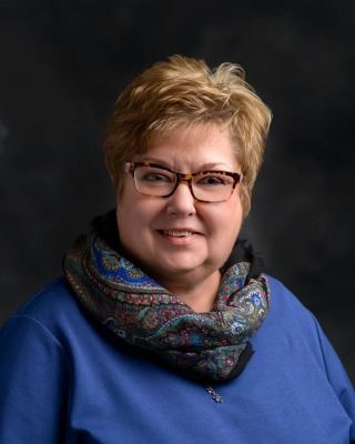 Portrait photo of Amos Owen Award recipient Maureen Nelson.