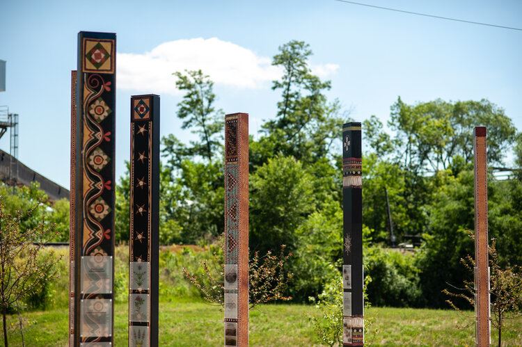 He Mni Can-Barn Bluff Entrance Plaza Panels
