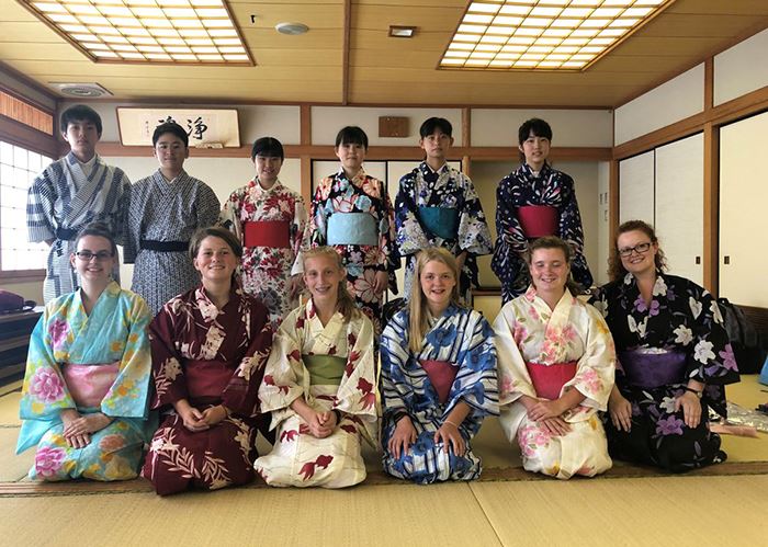 Ikata Exchange Trip Participants in 2019